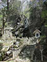 滝神社